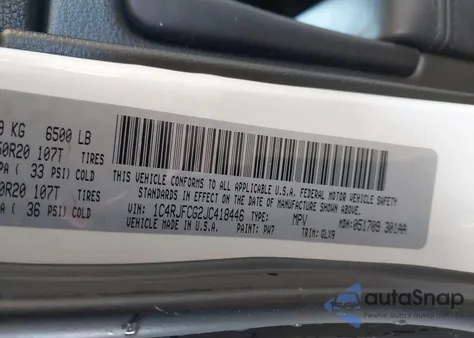 2018 Jeep Grand Cherokee Overland 4X4 z USA, uszkodzony, nr VIN 1C4RJFCG2JC418446